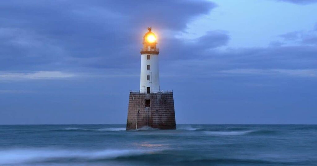Navigating Near Lighthouses Vital Information for Mariners